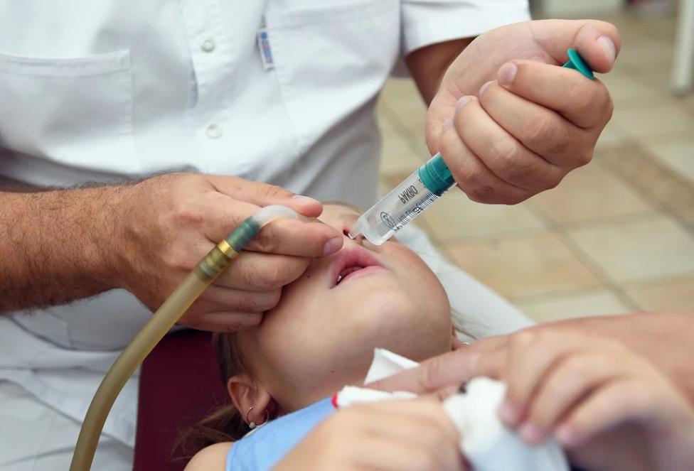 Промывание носа ребенку в детском медицинском центр 